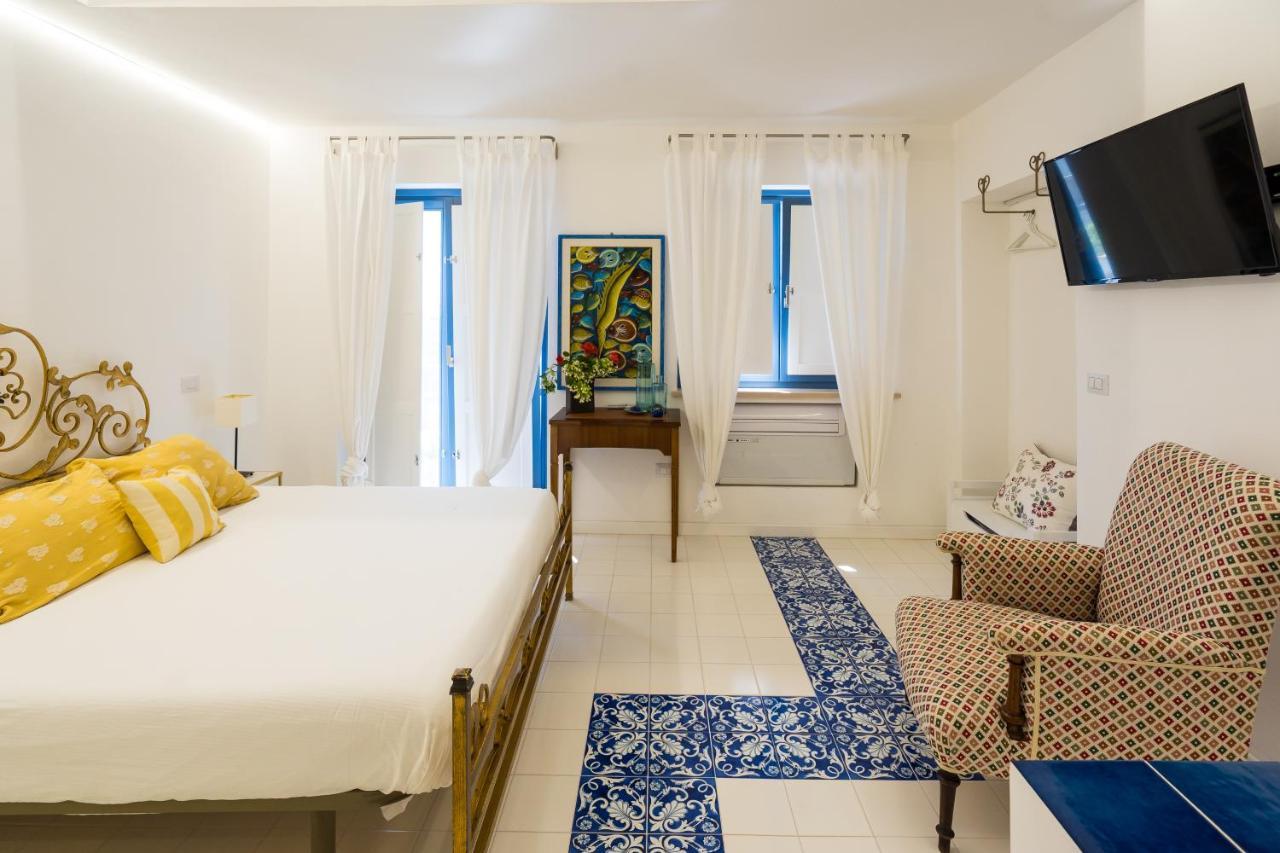 Ispani Inn Resort Eksteriør bilde